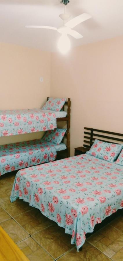 Locacao P Final De Semana Mourada Terrea Hotel Caraguatatuba Eksteriør billede