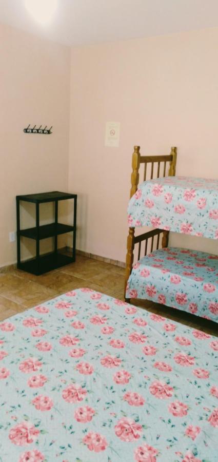 Locacao P Final De Semana Mourada Terrea Hotel Caraguatatuba Eksteriør billede